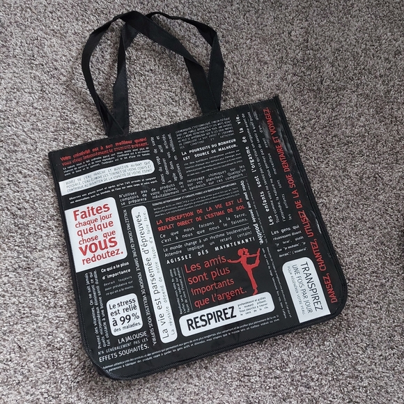 Lululemon shopping tote bag. French Quotes. BNWOT - Picture 4 of 5